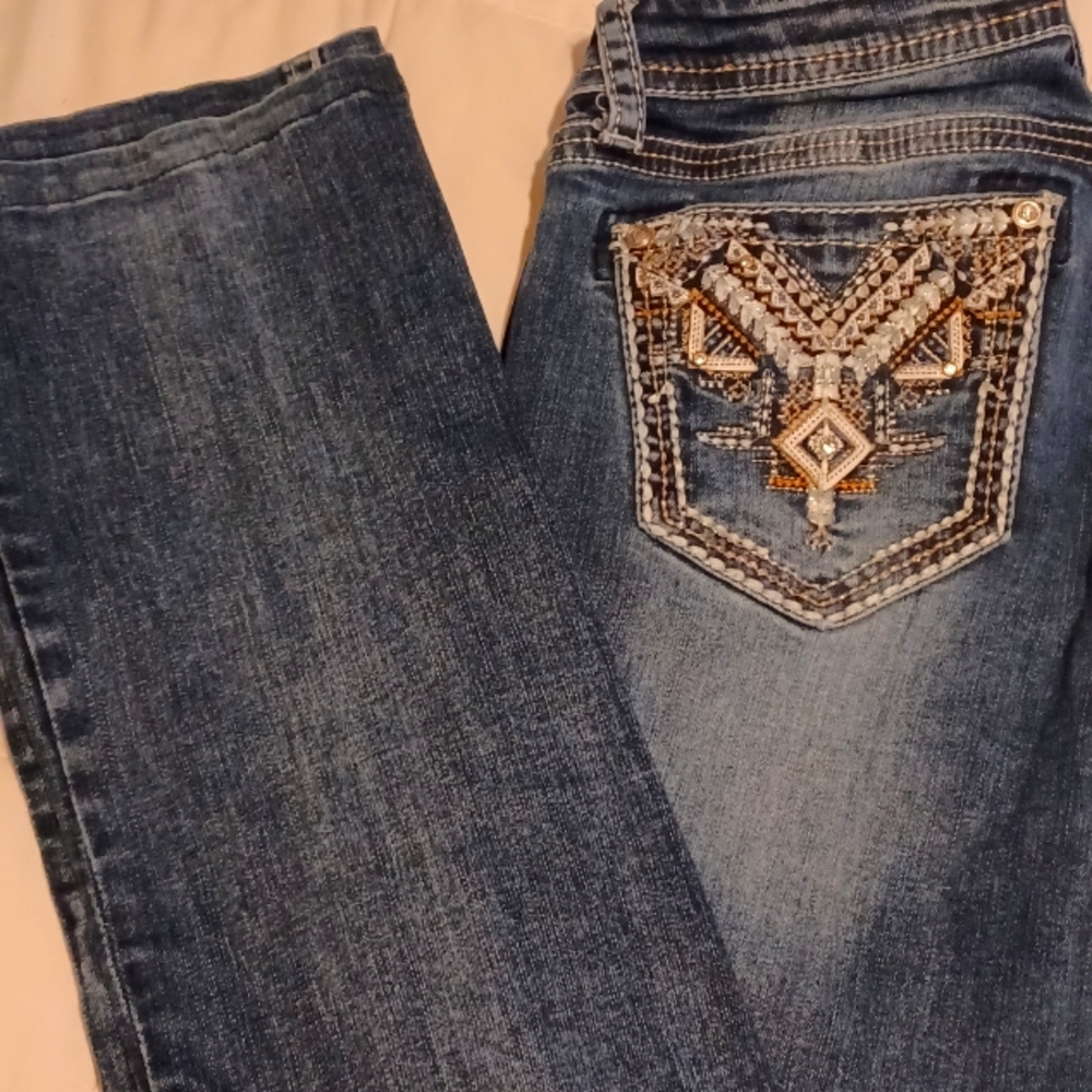 Garcia Cowgirl Western jeans are in good condition, size 28/34
